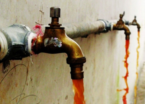 �ȵ����ˮ���Σ�����100��ǰ���g��̎��100����ˮ